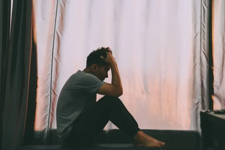 5 Signs of Heroin Addiction