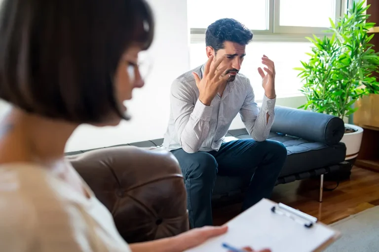 Seasonal Depression in Southwest Florida: Why It Happens Even in Sunny Weather